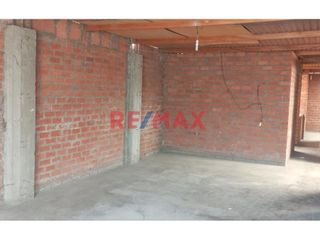 Foto 11 de VENDO CASA  02 PISOS AT 160M2  AC 236M2 OPORTUNIDAD  SMP