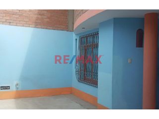 Foto 4 de VENDO CASA  02 PISOS AT 160M2  AC 236M2 OPORTUNIDAD  SMP