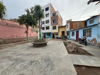 Foto 2 de VENDO CASA - CENTRO DE LIMA