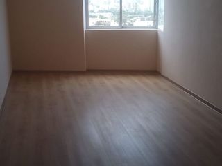 Foto 4 de VENDO LINDO DPTO. DE ESTRENO EN PISO 18 CON EXCELENTE VISTA PANORAMICA AL MAR EN MAGDALENA Y CERCA AVENIDA PRINCIPALES