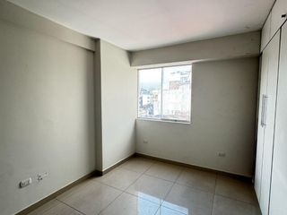Foto 3 de vendo lindo departamento en sexto piso con ascensor y cochera en vallesito cerca catolica
