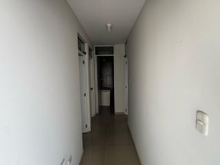 Foto 4 de vendo lindo departamento en sexto piso con ascensor y cochera en vallesito cerca catolica