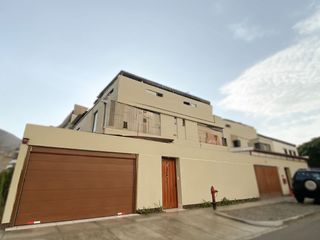 Foto 1 de Alquiler De Casa / Local En La Molina – Zonificacion Cv Ideal Para Vivienda O Negocio