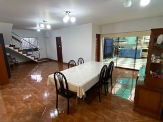 Foto 5 de Alquiler De Casa / Local En La Molina – Zonificacion Cv Ideal Para Vivienda O Negocio