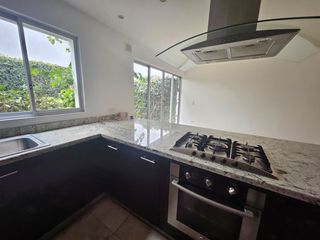 Foto 4 de Cumbaya, Sector Colegio Menor, Moderna Casa, Conjunto Privado