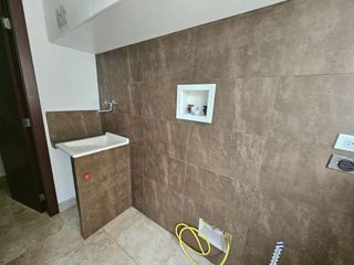Foto 6 de Cumbaya, Sector Colegio Menor, Moderna Casa, Conjunto Privado