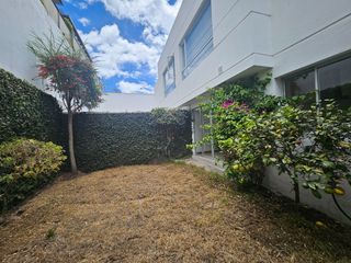 Foto 10 de Cumbaya, Sector Colegio Menor, Moderna Casa, Conjunto Privado