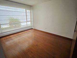 Foto 21 de Cumbaya, Sector Colegio Menor, Moderna Casa, Conjunto Privado