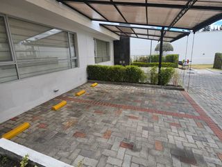 Foto 27 de Cumbaya, Sector Colegio Menor, Moderna Casa, Conjunto Privado