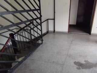 Foto 10 de ALQUILO OFICINAS 110M2 Y 64 M2 AV. BENAVIDES