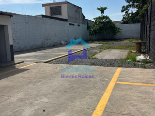 Foto 2 de LOCAL EN RENTA IDEAL PARA LUBRICADORA, MECÁNICA O CUALQUIER TIPO DE TALLER