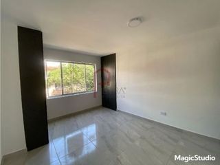 Foto 13 de Se Arrienda Apartamento En La Floresta, Medellin