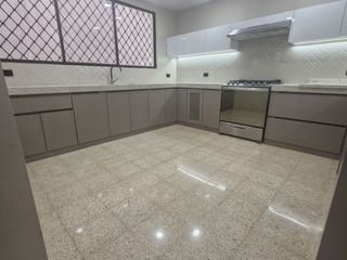 Foto 2 de DEPARTAMENTO EN VENTA EN SANTA CECILIA