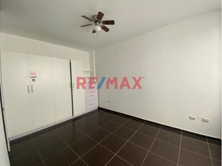 Foto 15 de Departamento En Venta En Urb. Miraflores // ID: 1132423