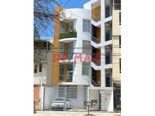 Foto 1 de Departamento En Venta En Urb. Miraflores // ID: 1132423