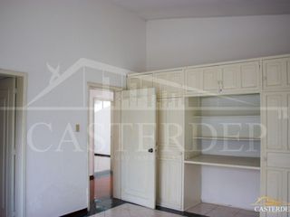 Foto 9 de Vendo casa independiente en la Mitad del Mundo