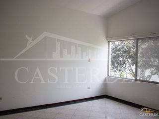 Foto 10 de Vendo casa independiente en la Mitad del Mundo