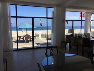 Foto 1 de EN VENTA HOTEL EN MANTA EN PUNTA SAN LORENZO