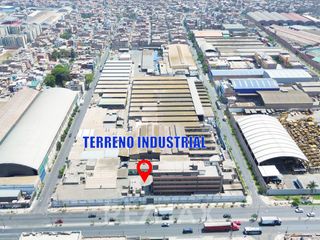 Foto 1 de ALQUILER DE AMPLIO TERRENO INDUSTRIAL EN EL CERCADO DE LIMA