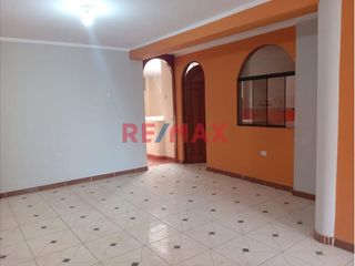 Foto 11 de Casa En Venta En La Esperanza 136.3M2 A Una Cuadra De La Av Condorcanqui