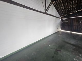 Foto 7 de Vendo Casa Independiente de 5 Dormitorios en Monteserrin