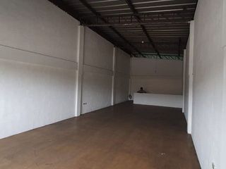 Foto 4 de ¡SE ALQUILA LOCAL COMERCIAL EN PARQUE INDUSTRIAL