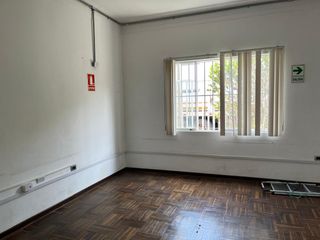 Foto 20 de Se ALQUILA casa para Uso Comercial en MIRAFLORES!
