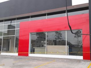 Foto 6 de Alquiler de Local Comercial 400 m² en Av Principal Norte de Guayaquil