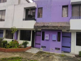 Foto 2 de Venta Casa Jardines de San Francisco