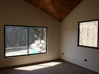 Foto 10 de Renta - Arriendo - Casa - Nueva - Tumbaco - Urbanización las Peñas