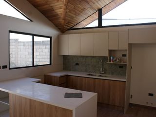 Foto 7 de Renta - Arriendo - Casa - Nueva - Tumbaco - Urbanización las Peñas
