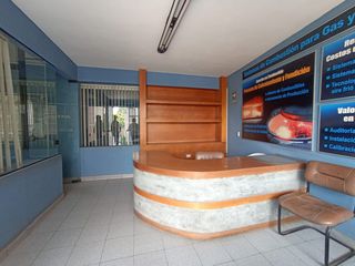 Foto 6 de SE VENDE LOCAL COMERCIAL CON EXCELENTE UBICACION EN SJL