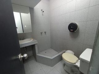 Foto 16 de SE VENDE LOCAL COMERCIAL CON EXCELENTE UBICACION EN SJL