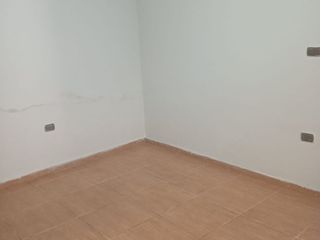 Foto 17 de Oportunidad De Inversion - Casa En Venta