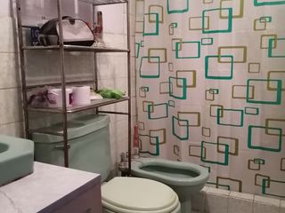 Foto 10 de Oferta ! Bajó de precio de venta de casa en calle residencial !