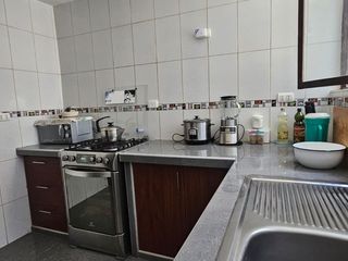 Foto 5 de Se Vende Amplia Casa De 2 Pisos En Calle Guzmán Barrón - Trujillo (aipanaque)