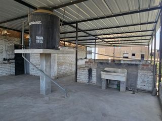 Foto 18 de Se Vende Amplia Casa De 2 Pisos En Calle Guzmán Barrón - Trujillo (aipanaque)