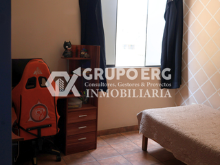 Foto 10 de Casa en Venta con Locales Comerciales en Santa Anita