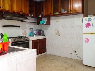 Foto 12 de SE VENDE CASA DE 2 PISOS CON LOCAL COMERCIAL EN BOCANEGRA CALLAO