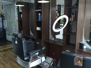 Foto 1 de SE ALQUILA LOCAL COMERCIAL PARA PELUQUERIA Y BARBERIA EN PRIMER PISO - BELLAVISTA