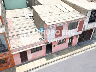 Foto 1 de Se Vende Casa Como Terreno en Venta en Ate – 213 M2