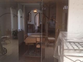 Foto 33 de VENDO EXCELENTE CASA CON CHIMENEA EN SAN BORJA CERCA A PARQUE Y AV. PARQUE SUR