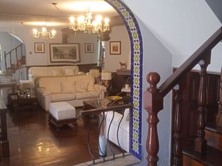 Foto 18 de VENDO EXCELENTE CASA CON CHIMENEA EN SAN BORJA CERCA A PARQUE Y AV. PARQUE SUR