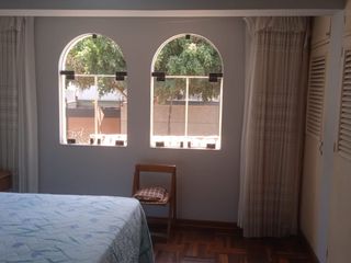 Foto 53 de VENDO EXCELENTE CASA CON CHIMENEA EN SAN BORJA CERCA A PARQUE Y AV. PARQUE SUR