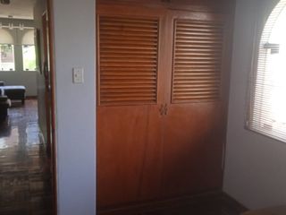 Foto 59 de VENDO EXCELENTE CASA CON CHIMENEA EN SAN BORJA CERCA A PARQUE Y AV. PARQUE SUR
