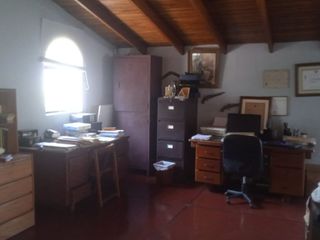 Foto 68 de VENDO EXCELENTE CASA CON CHIMENEA EN SAN BORJA CERCA A PARQUE Y AV. PARQUE SUR