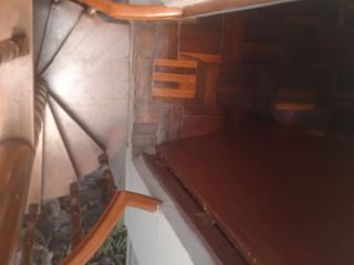 Foto 77 de VENDO EXCELENTE CASA CON CHIMENEA EN SAN BORJA CERCA A PARQUE Y AV. PARQUE SUR