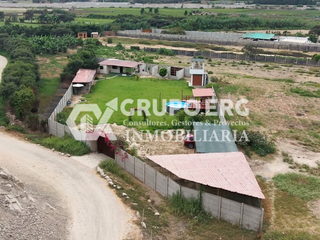 Foto 1 de SE VENDE ESPACIOSO TERRENO EN PACHACAMAC