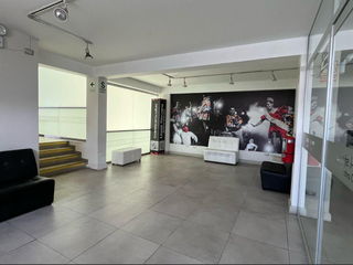 Foto 4 de Local Comercial en Av. Primavera, Chacarilla, Santiago de Surco