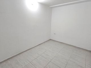 Foto 10 de CASA COMERCIAL EN ARRIENDO GAITAN